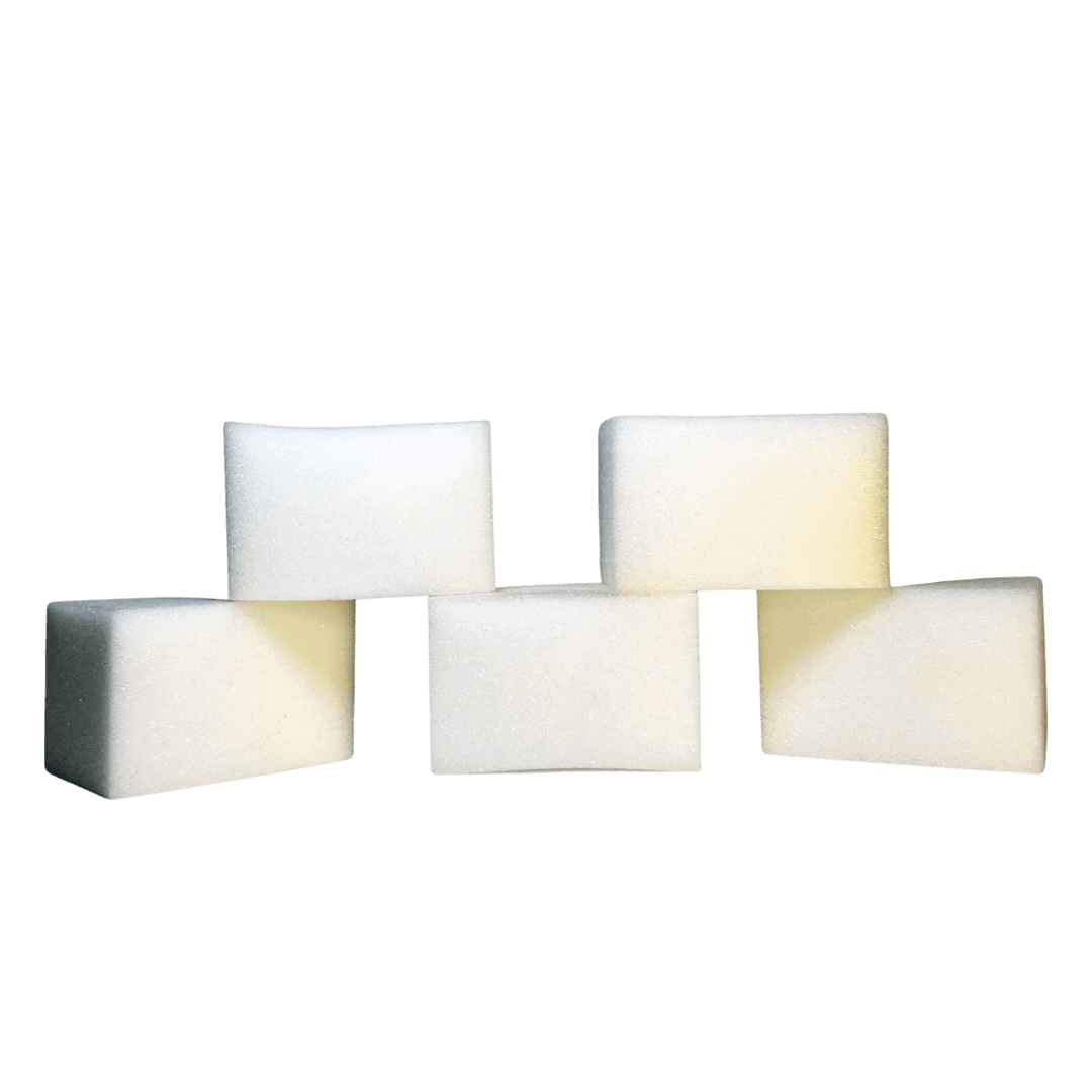 Our applicator sponge is an ideal tool for applying Tenderly and Urad leather soap and conditioner, ensuring even distribution and maximum effectiveness. And for those seeking a more natural solution, our natural leather cleaner and conditioner.
